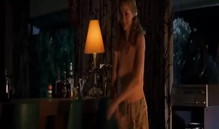 Deux putes russes qui s'amusent film adulte francais gratuit avec les malades.