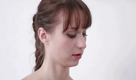 Petite porno hentai francais amie avec un trou sec a refusé de se laisser utiliser sans préservatif.