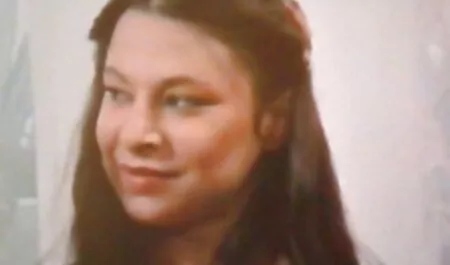 Le jeune amant lécha l'homme actrice porno blonde francaise et abandonna.