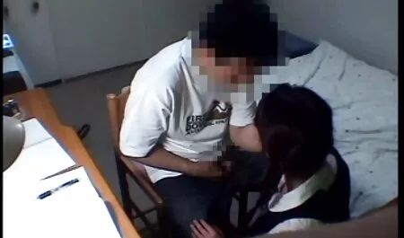 Voir la femme avec la femme. porno chez le docteur