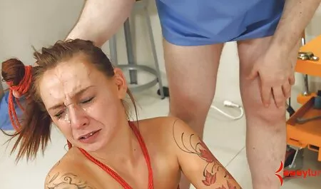 J'ai été surpris de voir du canard dans mere et fils sex francais l'anus et aucune éjaculation du corps.