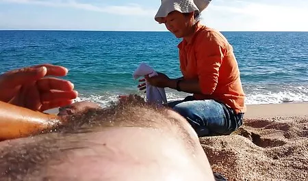 Fille rit après avoir vu anal film complet en francais xxx Fait tout son visage