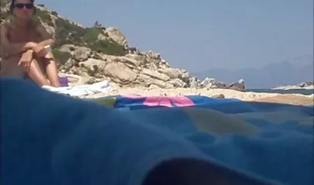 Obtenir med avec porno francais entier une fille à lunettes pour un tour.