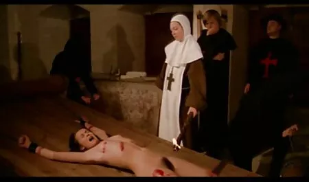 Fille jambes doigts sur la film français de sexe caméra