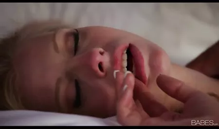 La beauté sans film porno année 70 culotte