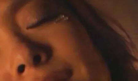Un poète a deux membres porno dialogue en francais contre une blonde mariée.