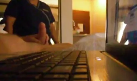 Le garçon en question fait du bien à ma matures french porn mère.