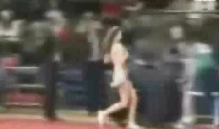 Le french porn mom joueur a une boucle